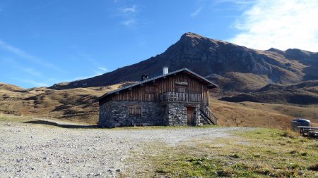 Chalet du Nant du Beurre et Pointe du Dzonfié