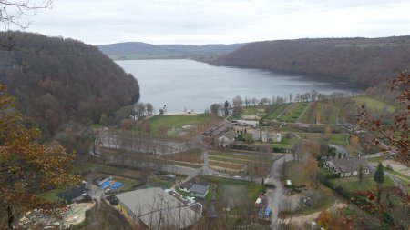 Le lac de Chalain et son complexe touristique