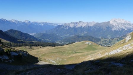 Vers le col des Porthets, vue arrière