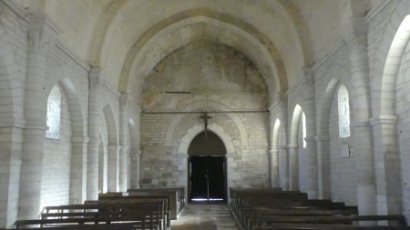 A l’intérieur de l’église de Chissey-les-Mâcon