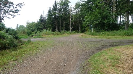 La croix du Pendu, suivre à gauche