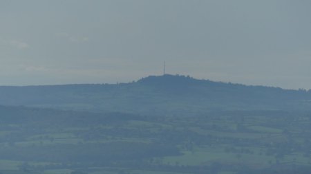 Mont St-Vincent, ancien oppidum antique situé à presque 32 km à vol d’oiseau