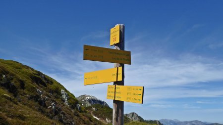 Panneau les Enclaves (point haut de la rando)