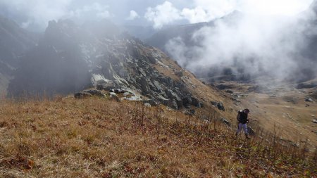 Sous le sommet, vue arrière