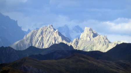 Aiguille du Grand Fond et Pointe de Presset