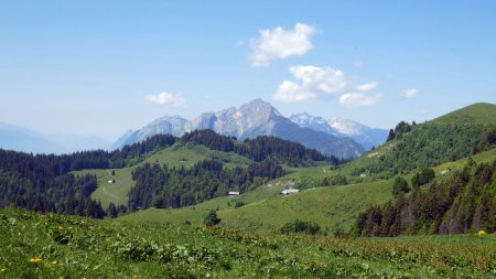 Bellieuvre, vue sur les Bauges