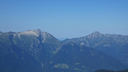 Mont Bellacha et Grand Arc (2484m tous les deux)