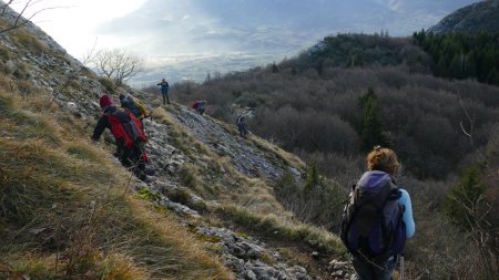 Avouons le ; le câble n’était pas inutile avec ce terrain glissant et très gras.