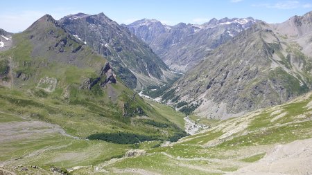 La belle sente en lacets du Pas de la Cavale