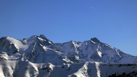 Aiguilles de Tré la Tête et des Glaciers