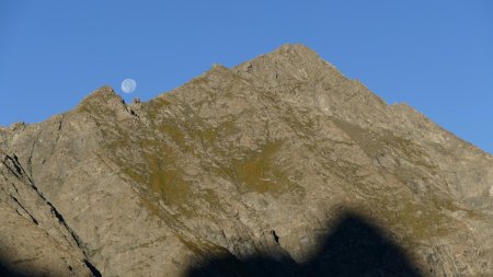 Au revoir la lune ... jusqu’à demain.