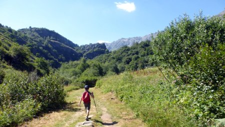 Paul 6 ans ouvre la marche sur l’Ordière