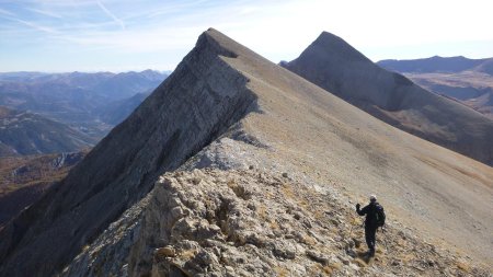 Vers la Pelonnière de la Fréma (2697m) avec le Sommet de la Fréma (2747m), derrière