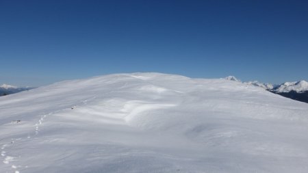 Le sommet du Crêt Voland non loin