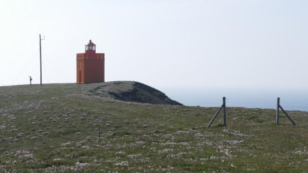 On peut bien sûr aller jeter un coup d’oeil au phare tout proche.