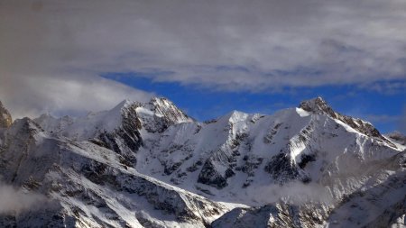 Aiguilles de Tré la Tête et des Glaciers