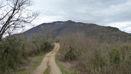 La Montagne de Tentanet est bien en vue