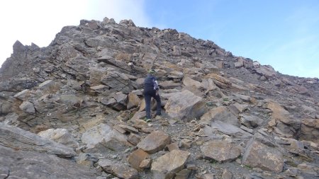 Montée vers l’antécime du sommet Ouest