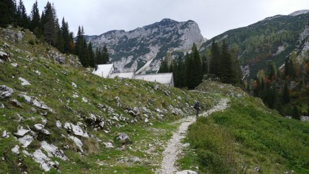 Sur le chemin du retour avec le Velika Baba dans l’axe.