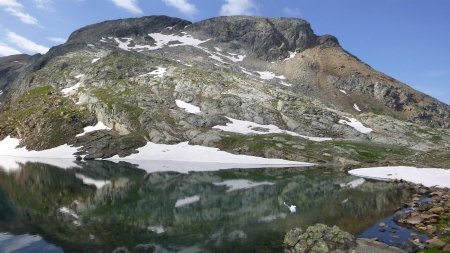 Le lac du Vallon sous la Berche Noire