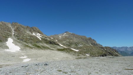 Le Petit Vallon (3236m), un sommet qui vaut le coup d’être gravi.