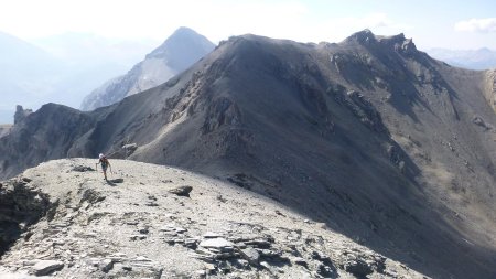 Dans le rétro, le Mont Chaberton qui dépasse, au fond