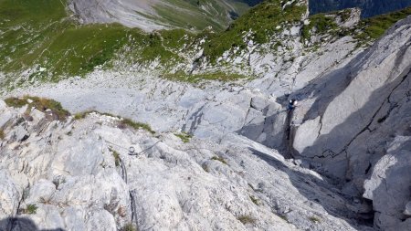 Dans la descente vers le Pas de l’Ours 