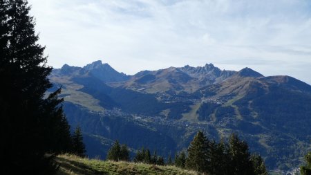 Aiguille du Fruit, Saulire et Dent de Burgin, Rocher de la Loze