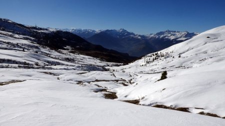 Montée vers la crête, vue arrière 