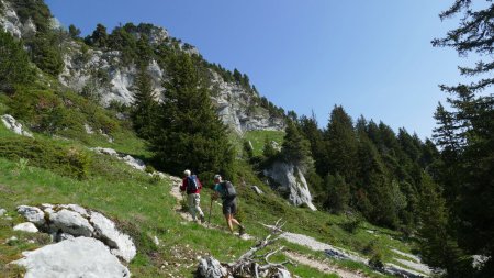 En route pour le Col de Belles Ombres.