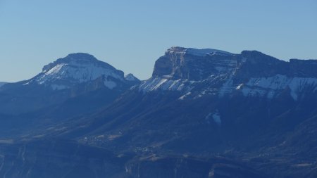 Vers Chamechaude et Dent de Crolles avec la Pinéa entre les deux.