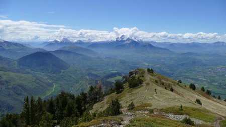 Vue arrière sur la selle du Clos de la Grangette.