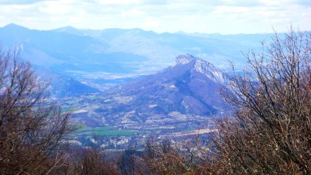 Le rocher de la Baume (côté Durance)