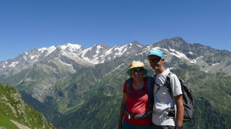 Comme d’hab ... le p’tit coucou aux ’altitudorandonnien(ne)s’ !