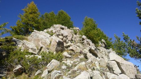 Vers le sommet de la montagne des Graus (2458m)