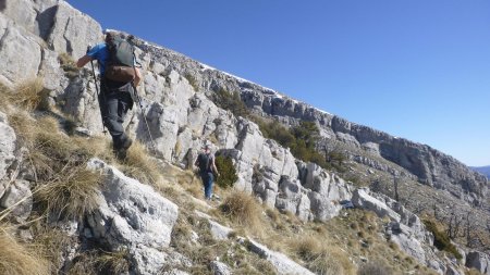 Passage de petites barres rocheuses transversales