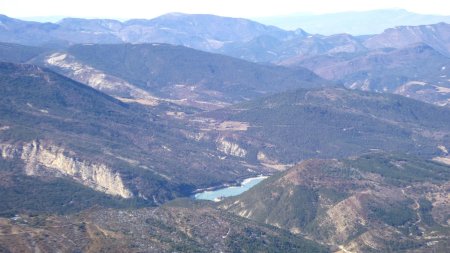 Lac de Castillon, branche encore gelée