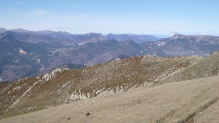 Sur notre gauche : l’Adret des Gravières