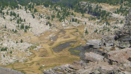 Côté Laverq au nord, les Eaux Tortes