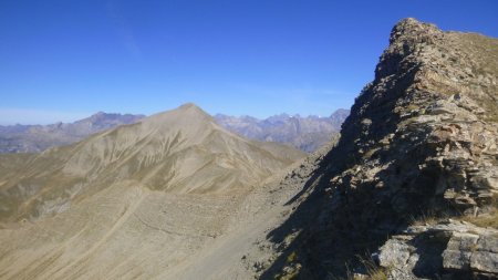 Arrivée sur la crête de Malamorte, là, sous la Coupa, avec la Grande Autane.