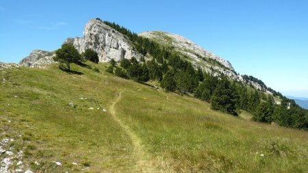 La Tête des Chaudières visible du Pas de la Balme.