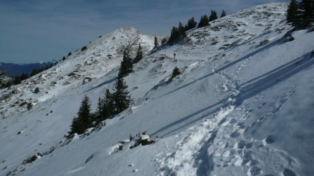 Regard arrière pendant la descente vers le Col de l’Arc.