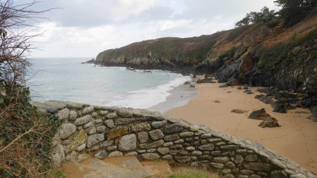 L’escalier d’accès à la plage de la Pissotte.