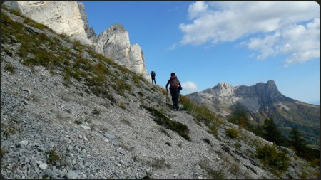 Montée dans l’éboulis.