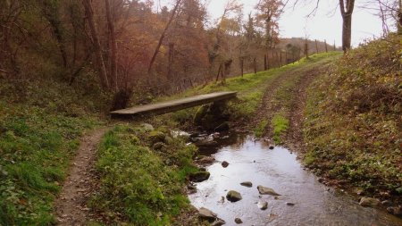 La plus amont des six passerelles du Malval.