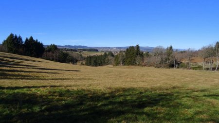 Vers Saint-Bonnet-le-Château.