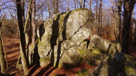 Site mégalithique au sud-est de Gabelon.