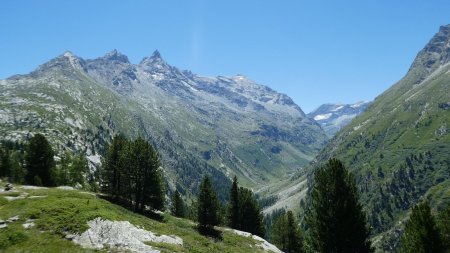 Pointe Ferrand au loin