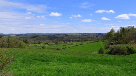 Vers Saint-Maurice-en-Gourgois