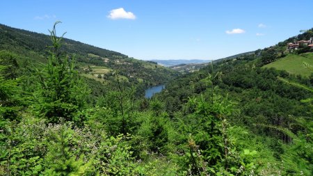 Lac de retenue de la Rive.